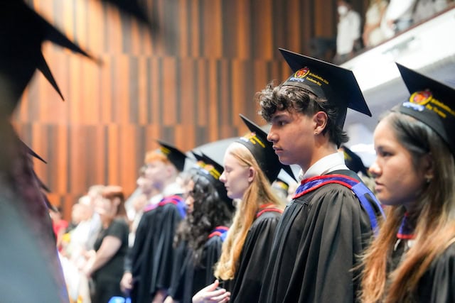 18 5 24 IB Graduation day 220