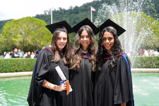 18 5 24 IB Graduation day 334